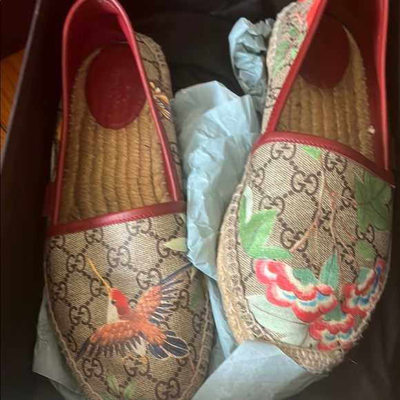 Gucci Espadrilles with Floral and Bird Design - Picture 1 of 6